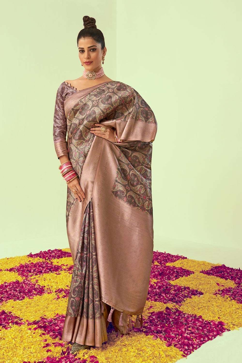 Saree Manufacturers in Haryana, Party Wear Sarees Suppliers Haryana