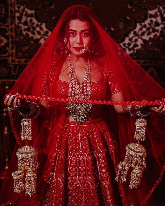 Sabyasachi Mukherjee Branded Bridal Lehengas: Timeless Elegance and Luxury  | by Getposttop - Rahul Roy | Medium